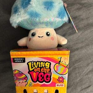 NWT Living on the veg stuffed mushroom